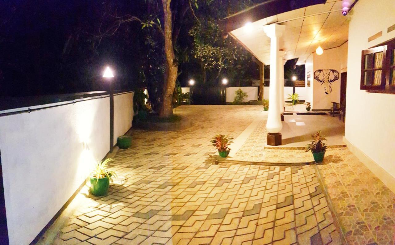 The Village Home Діквелла Екстер'єр фото